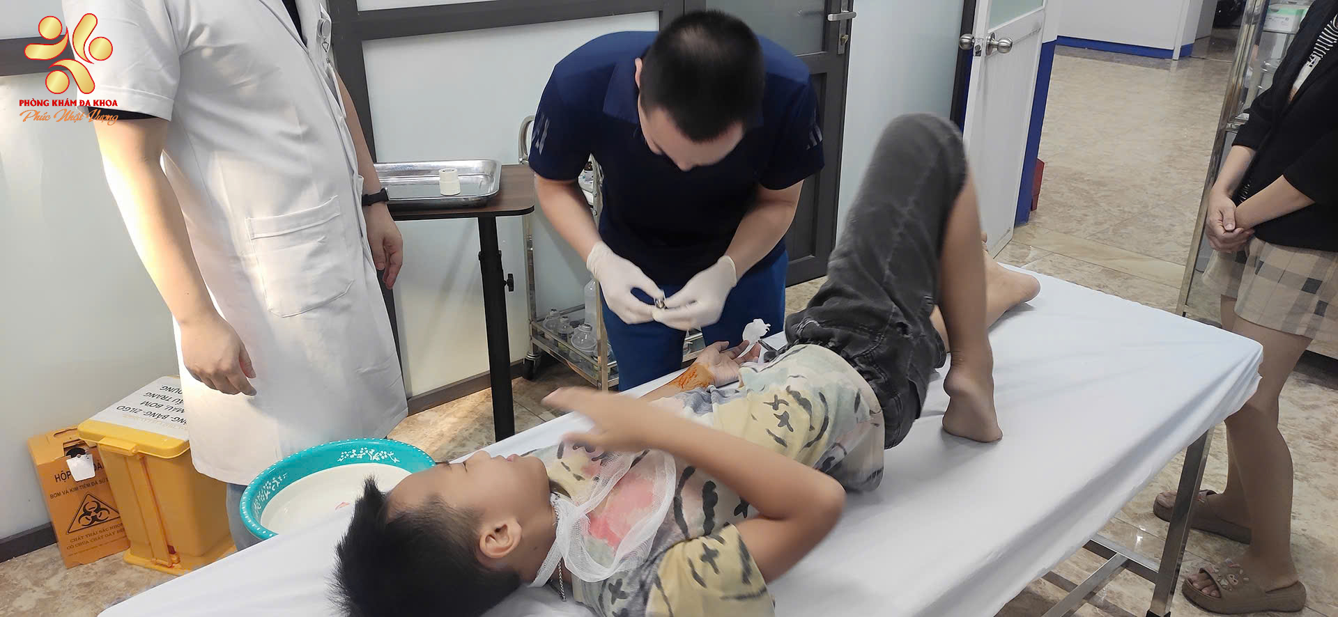 Tiểu phẫu – khâu da thẩm mỹ